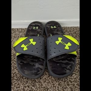 Under Armour 4-D Foam Slides